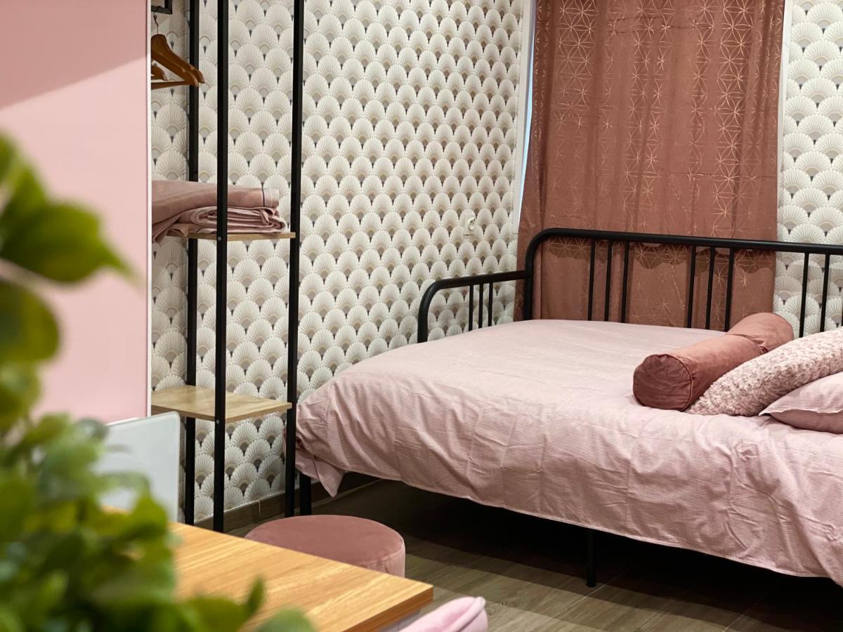 Capstay Color Valenciennes & Netflix Trith-Saint-Leger Dış mekan fotoğraf