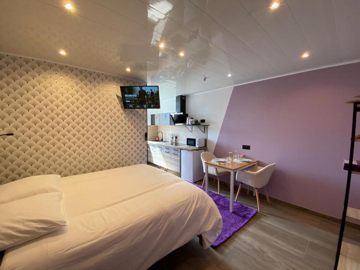 Capstay Color Valenciennes & Netflix Trith-Saint-Leger Dış mekan fotoğraf