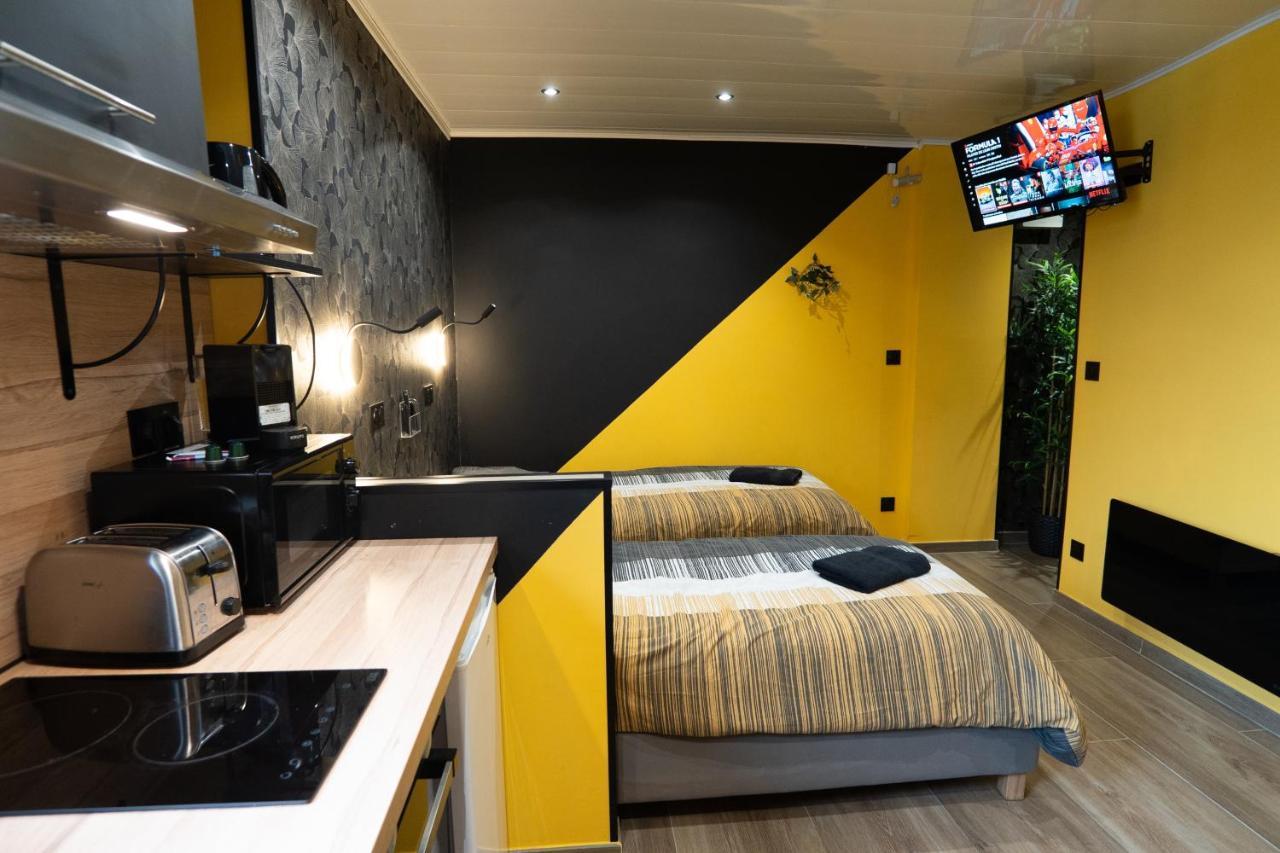Capstay Color Valenciennes & Netflix Trith-Saint-Leger Dış mekan fotoğraf