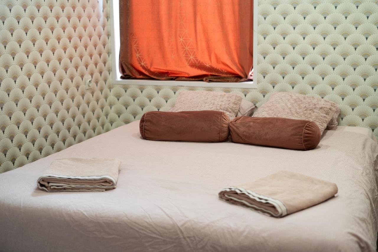 Capstay Color Valenciennes & Netflix Trith-Saint-Leger Dış mekan fotoğraf